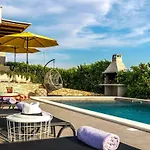 Villa New Lana With Pool, Sauna And Whirlpool Vodnjan