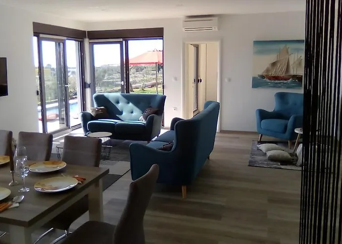 New Lana With Pool, Sauna And Whirlpool *